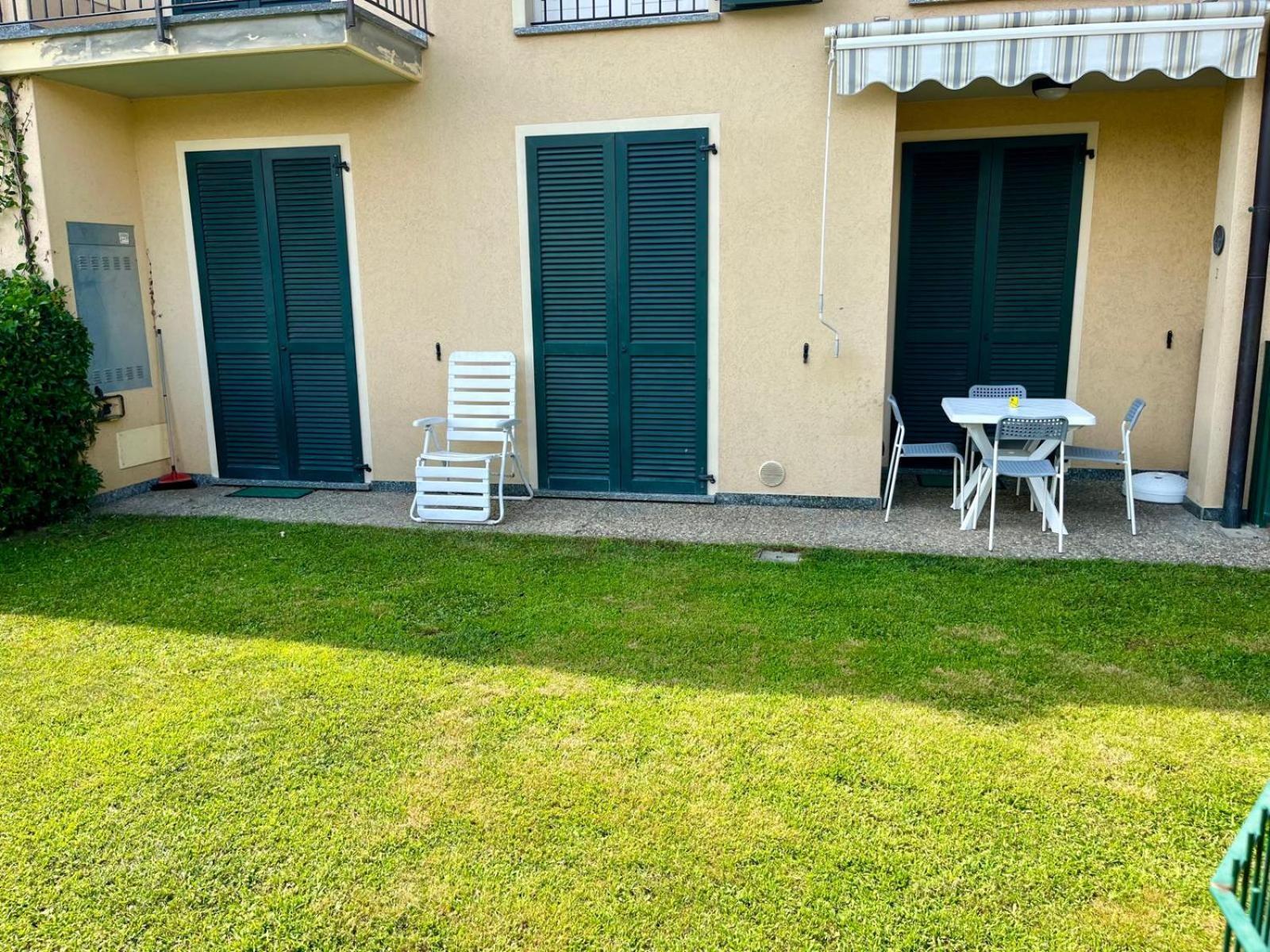 Apartment With Garden And Garage Dongo - Larihome A28 Exteriör bild