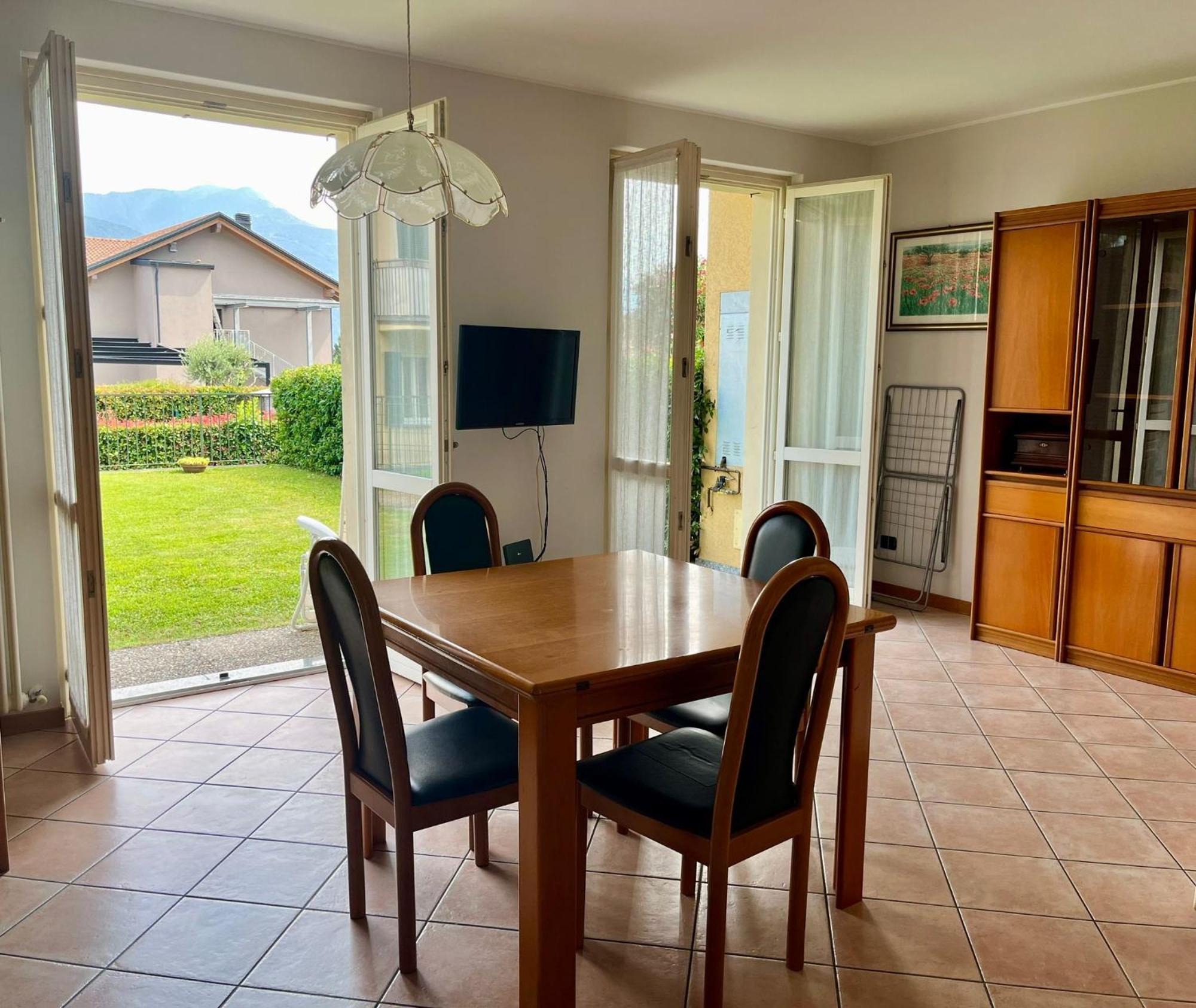 Apartment With Garden And Garage Dongo - Larihome A28 Exteriör bild